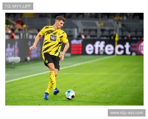 莱切边路攻势凶猛，持续压制对手防线