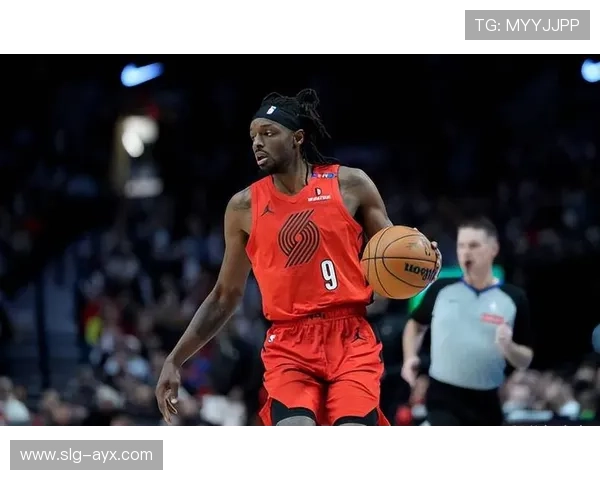 格兰特三分威胁引爆赛场，球迷热议其关键一投